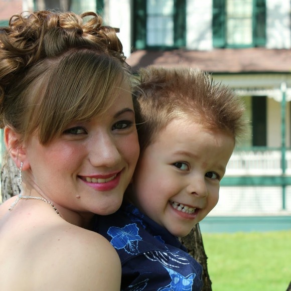 Meet your Posher, Wendy - Picture 1 of 1